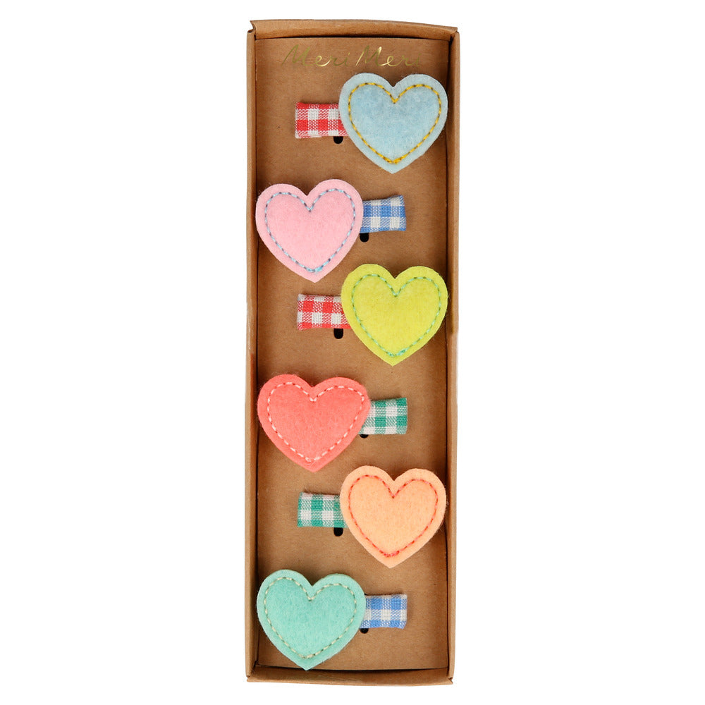 Pinches - corazones de fieltro