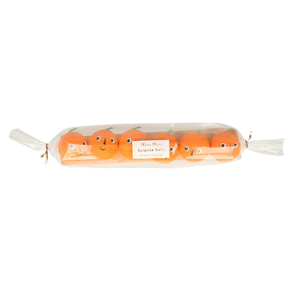 Bolitas sorpresa con forma de calabaza