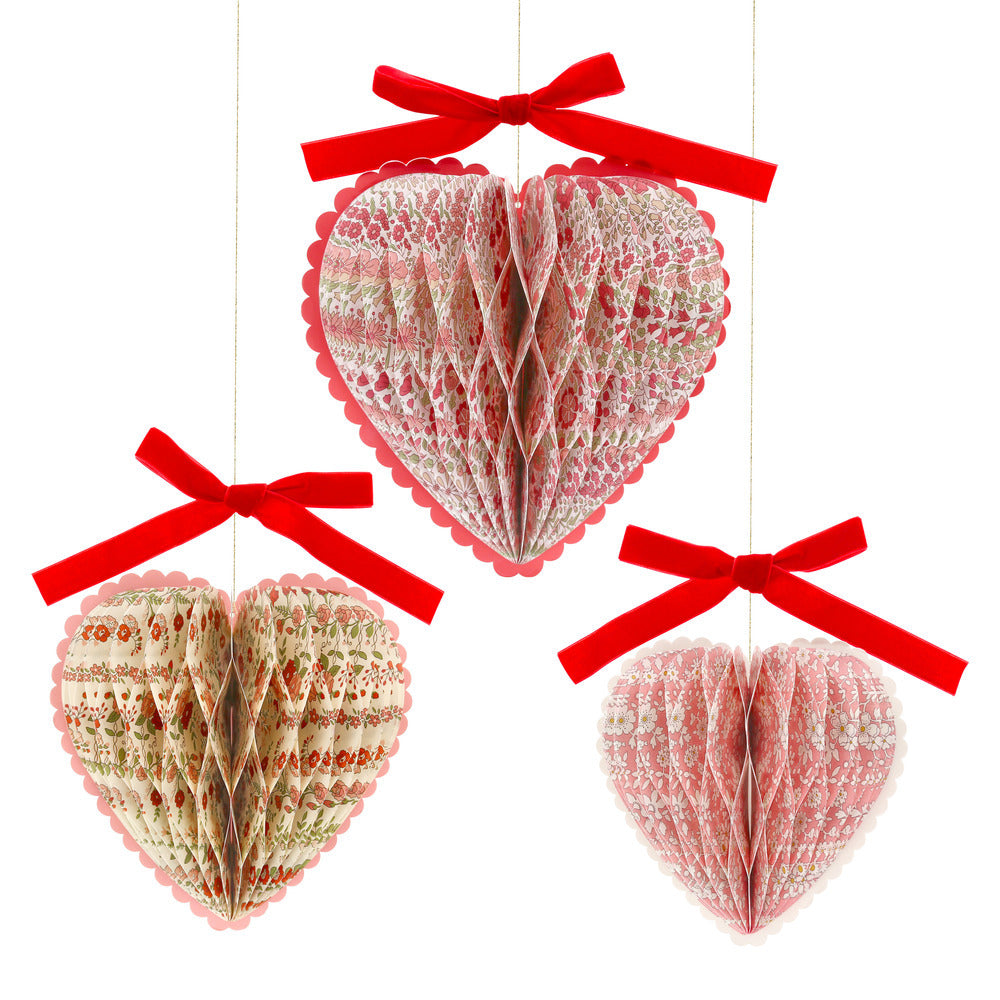 Decoraciones de papel con forma de corazón Liberty