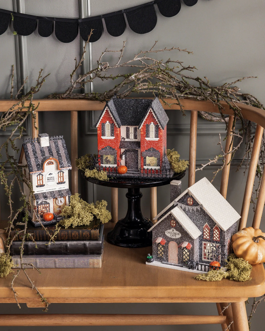 Casa aldea de Halloween iluminada - Bootique