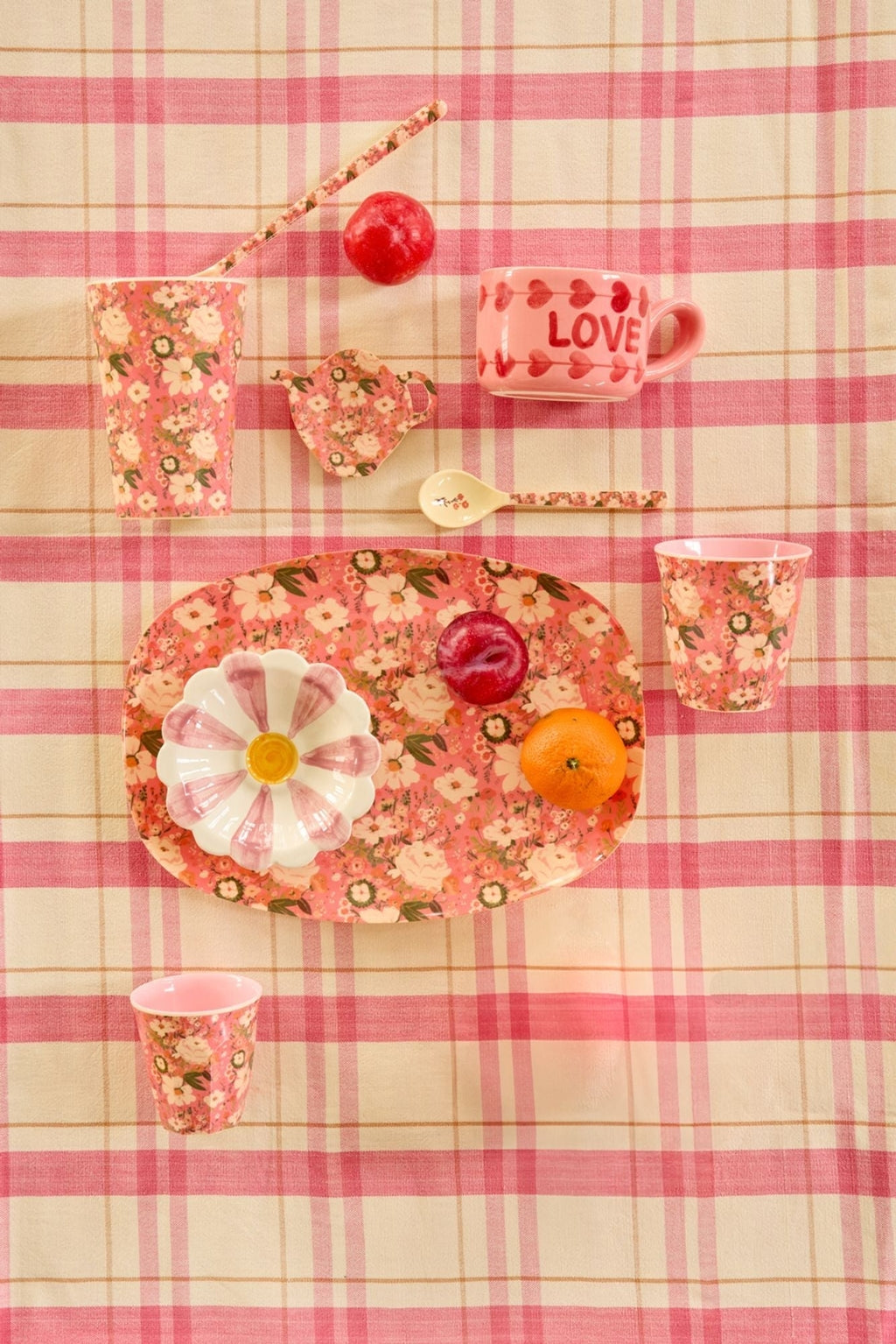 Vaso de melamina - flores rosadas