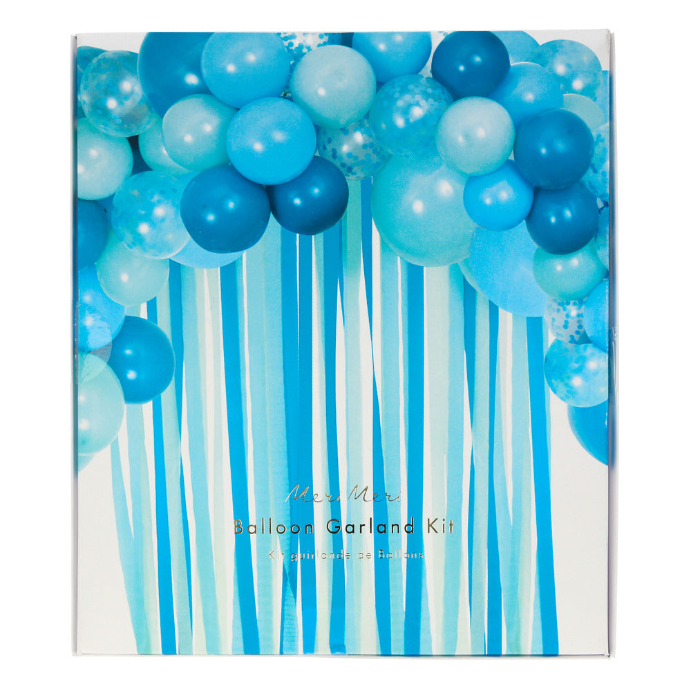 Guirnalda de globos celestes con tiritas