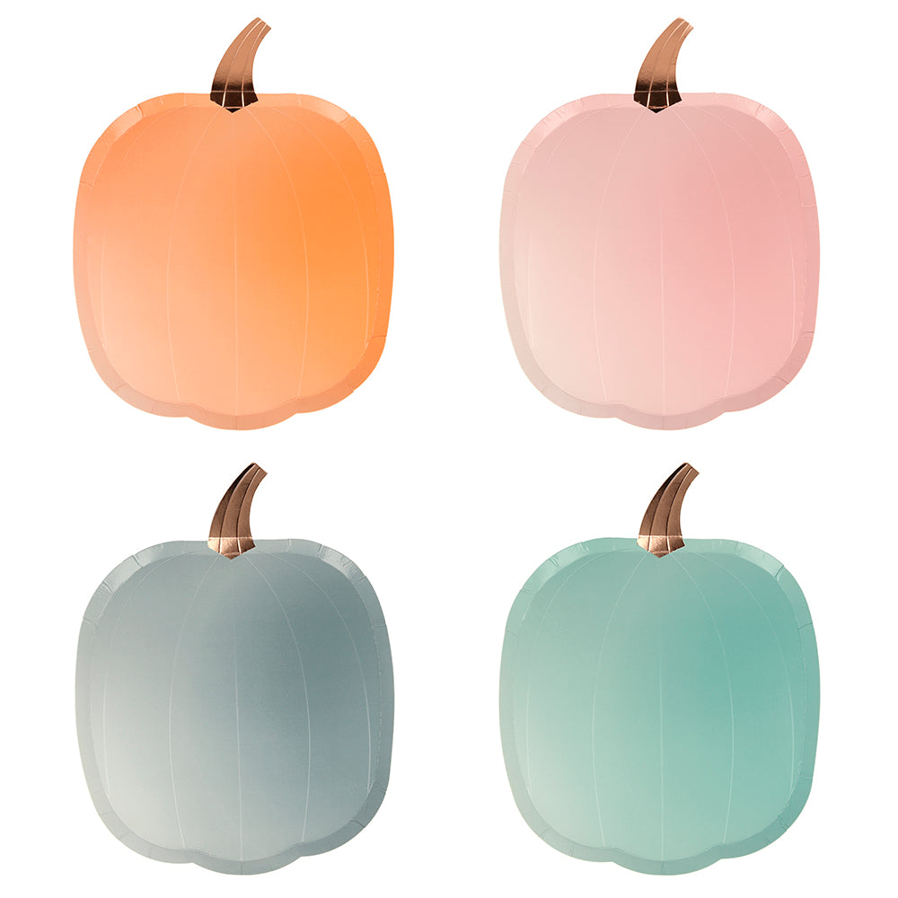 Platos con forma de calabaza pastel