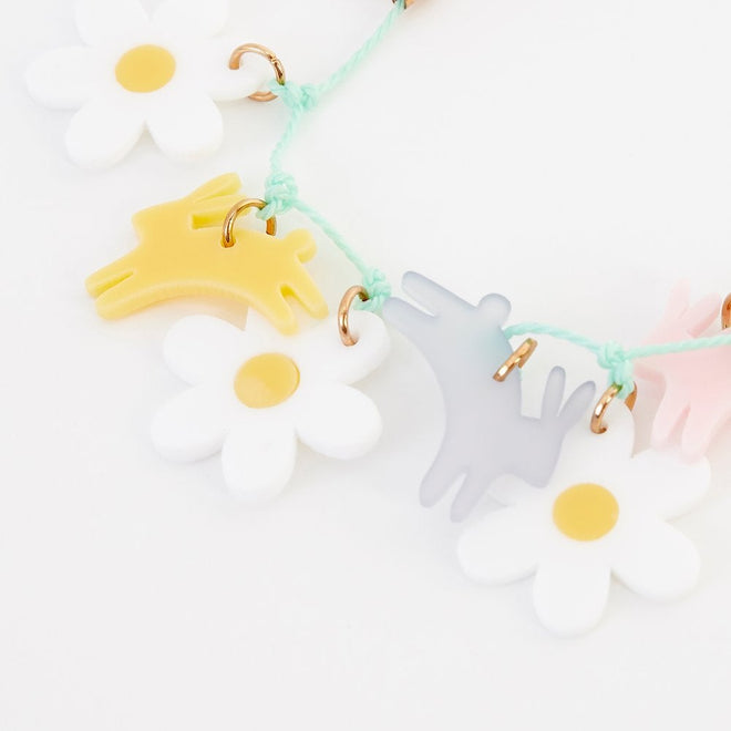 Pulsera - conejos y margaritas