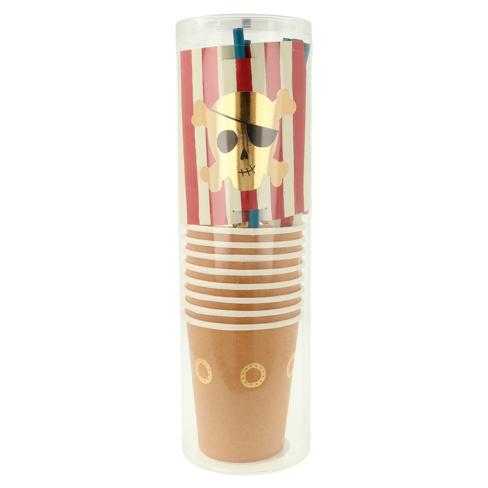 Vasos de pirata con bombilla y vela