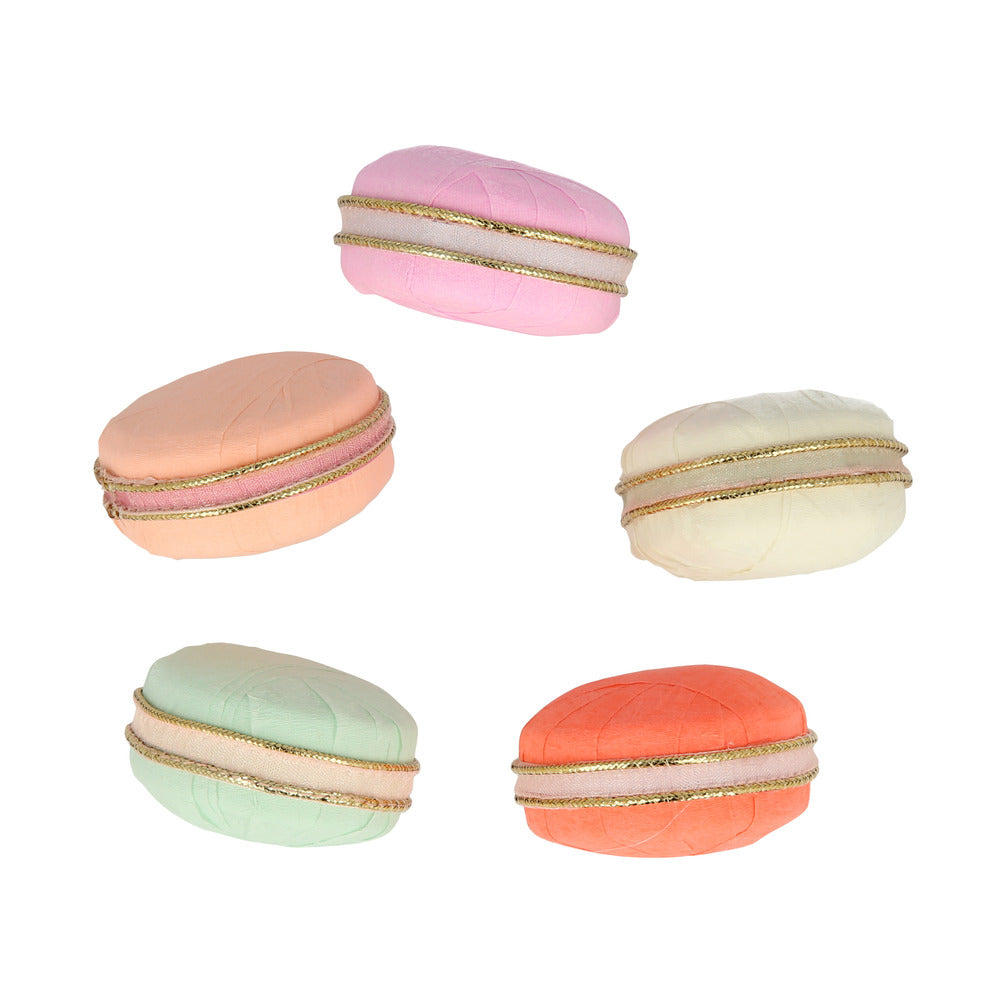 Bolitas sorpresa macarrones Ladurée Paris