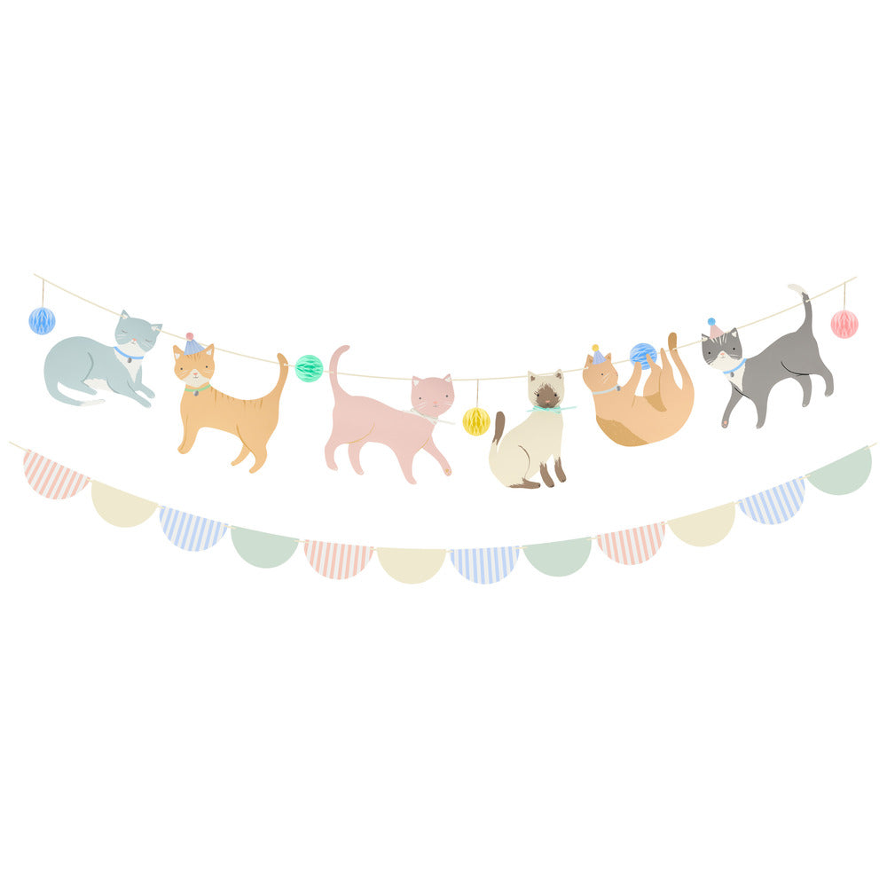 Guirnalda con figuras de gatitos