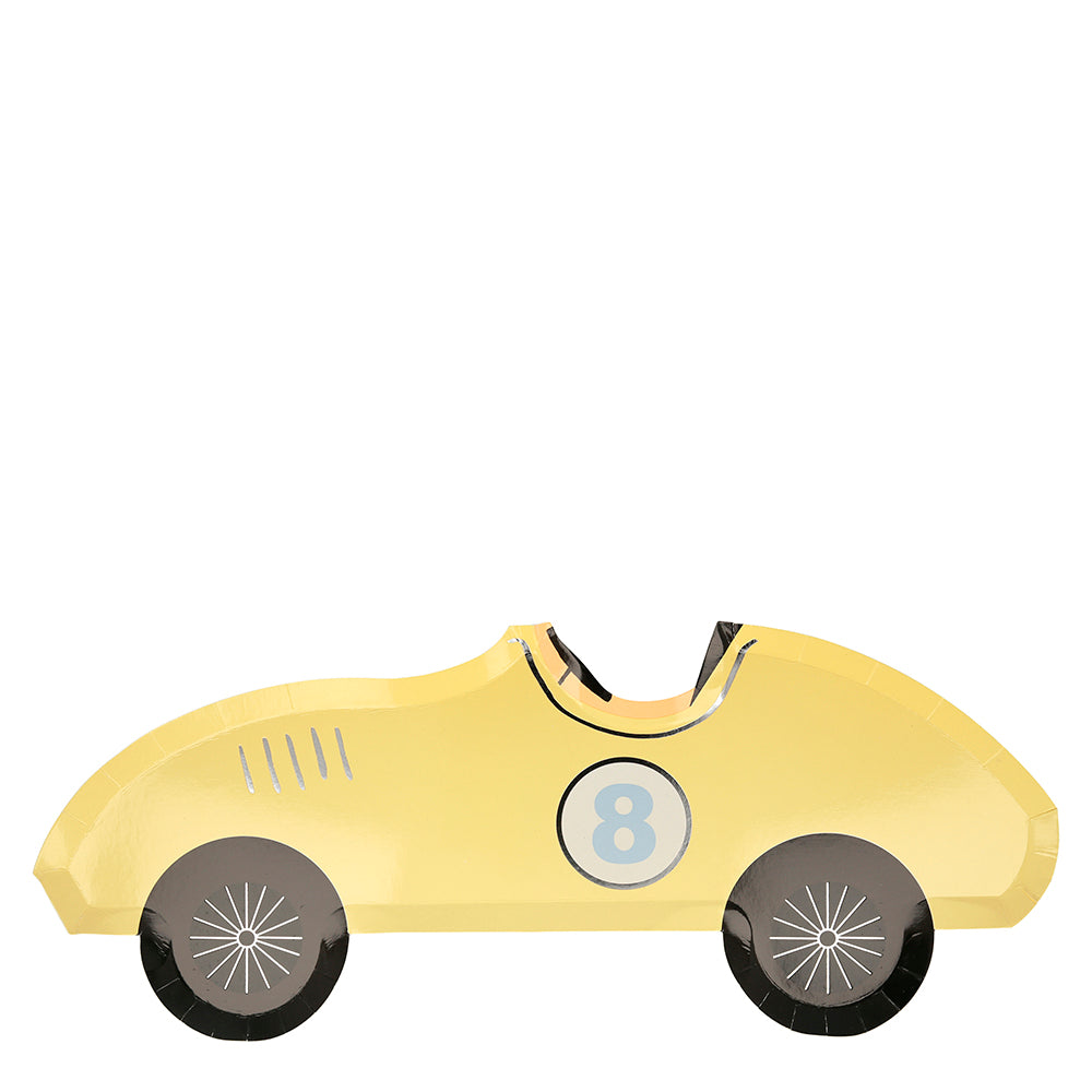 Platos con forma de autos de carreras