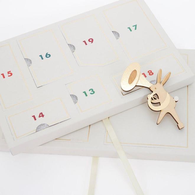 Calendario de adviento - banda de animalitos de madera