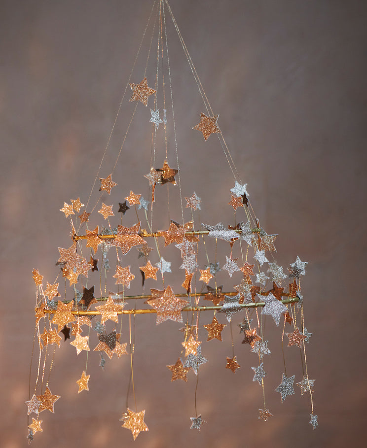 Lámpara de colgar - estrellas doradas