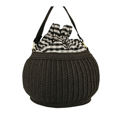 Canasto con forma de gato negro