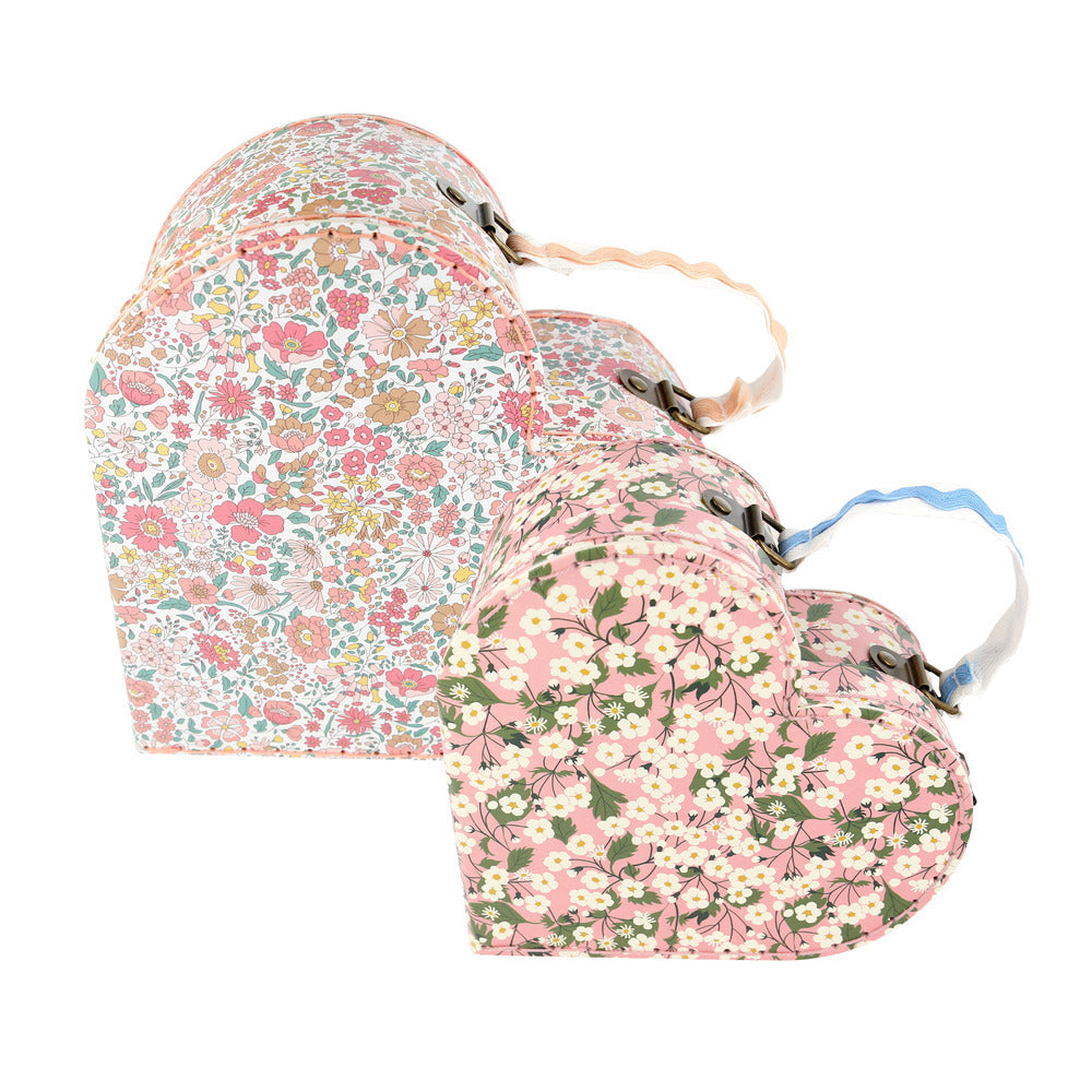 Maletas con foma de corazon flores Liberty