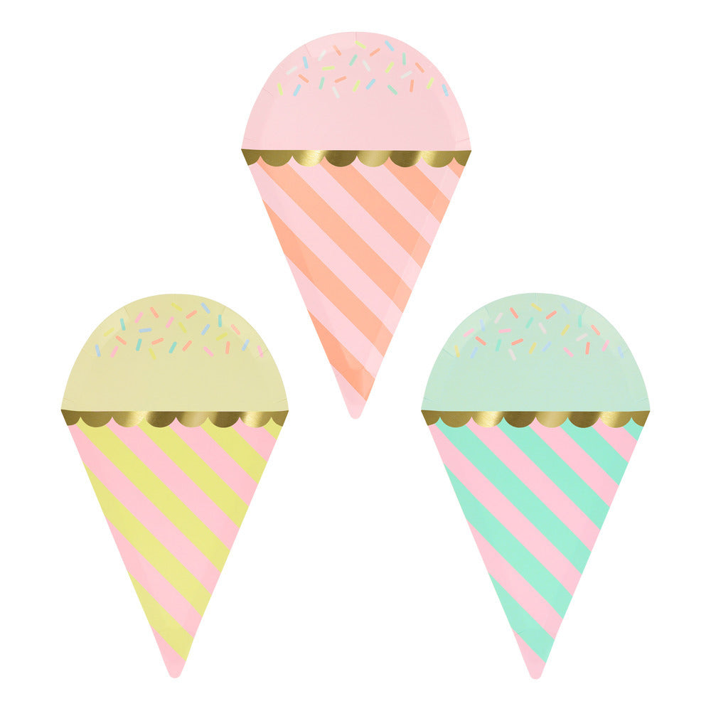 Platos con forma de helados con chispitas