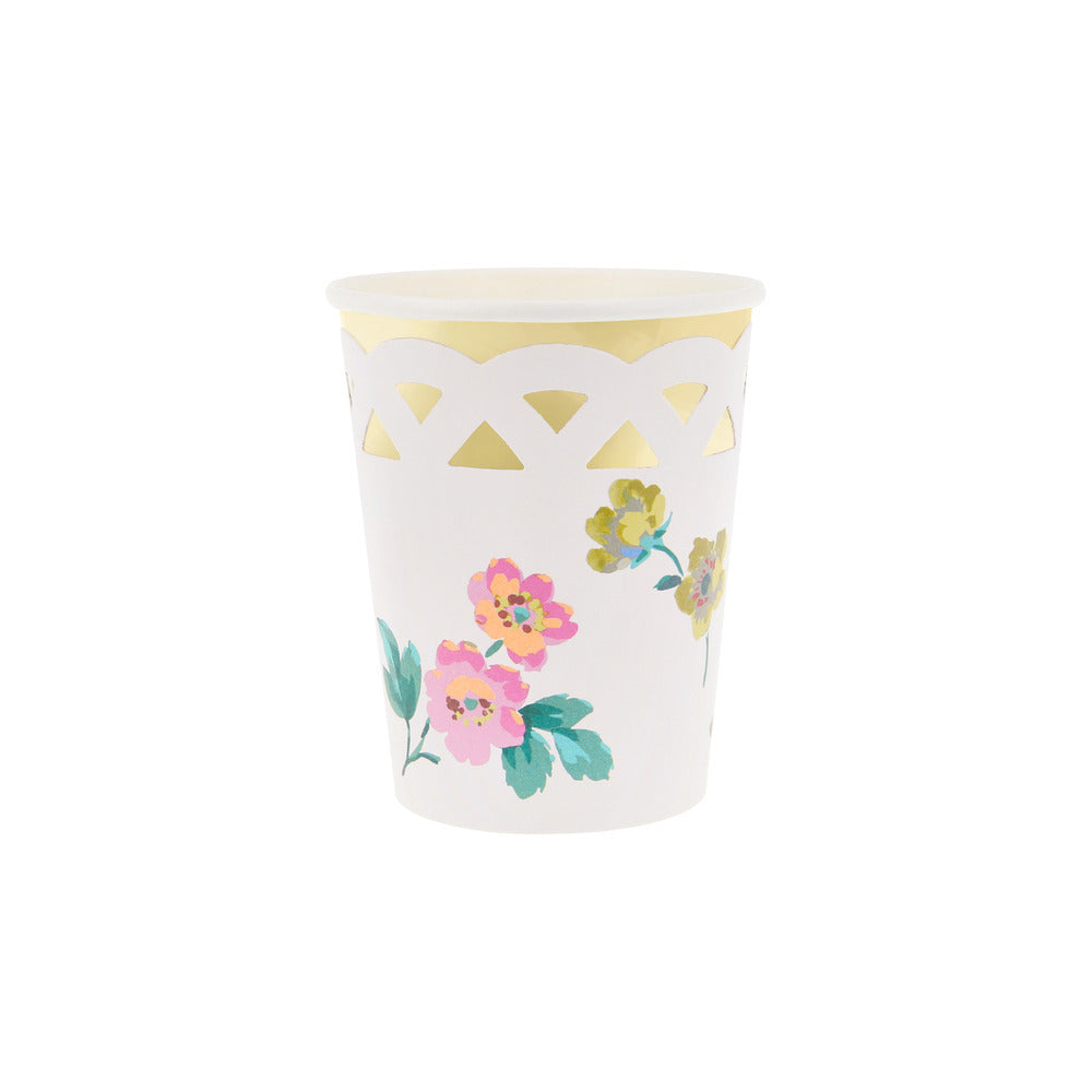 Vasos con diseño de canasto de flores