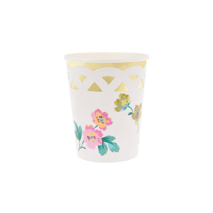 Vasos con diseño de canasto de flores