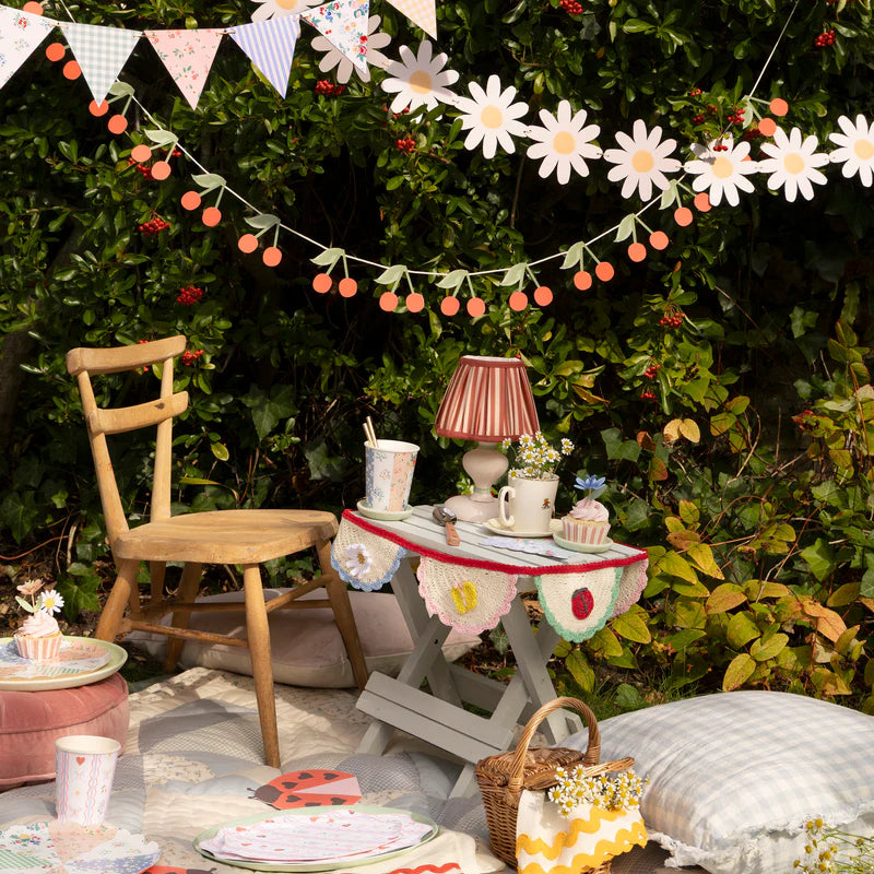 Set de guirnaldas - Happy Birthday, flores y cerezas