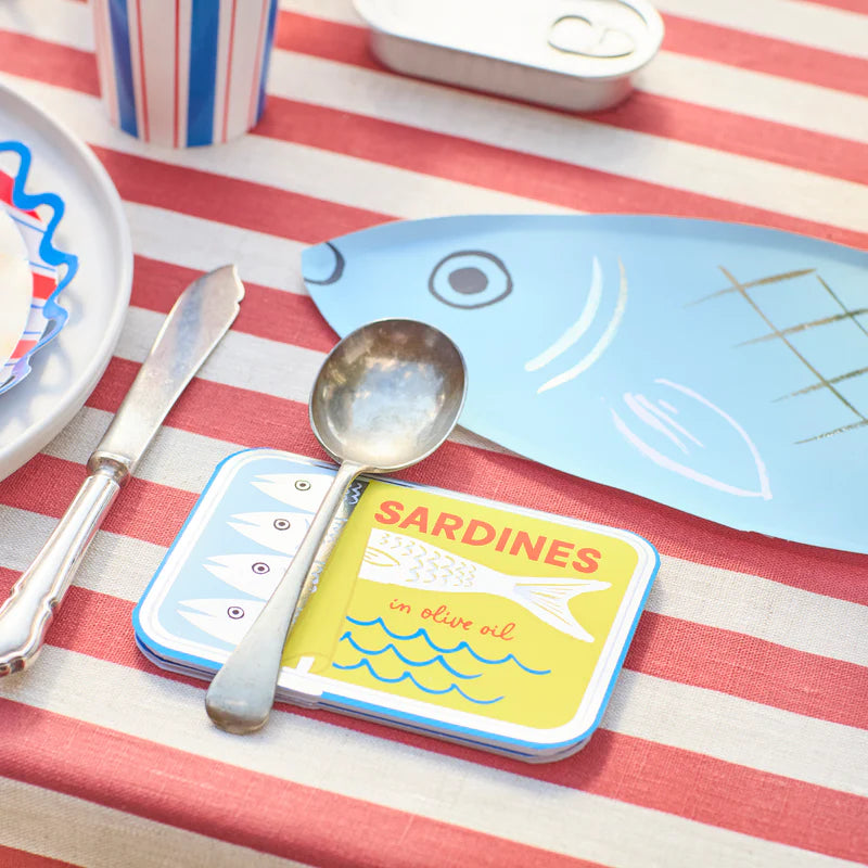 Servilletas con forma de lata de sardinas