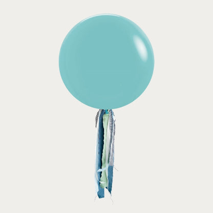 Globo XL 50 cm inflado con helio, cola de telas y peso - AGUAMARINA