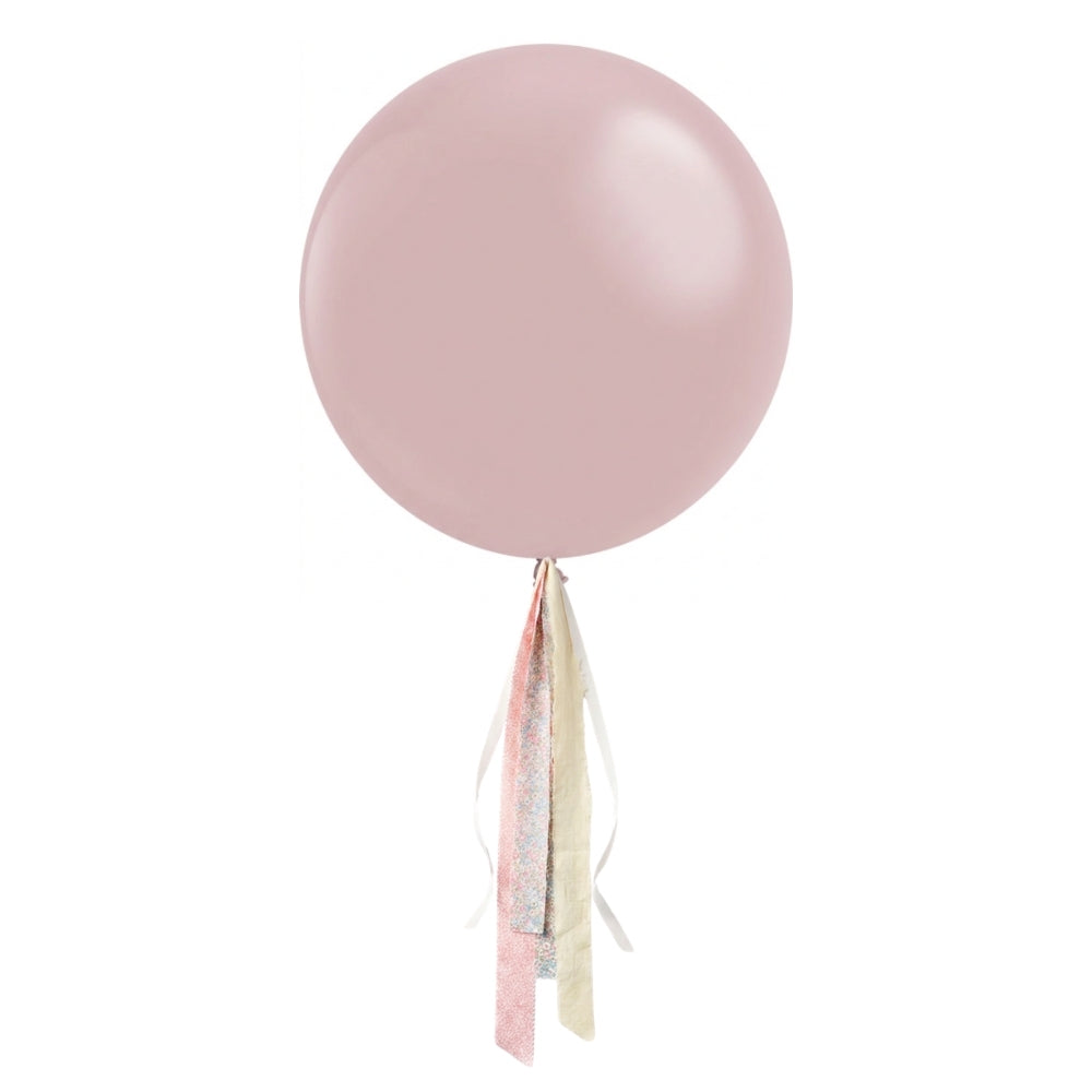 Globo XL 50 cm inflado con helio, cola de telas y peso - ROSADO MATE