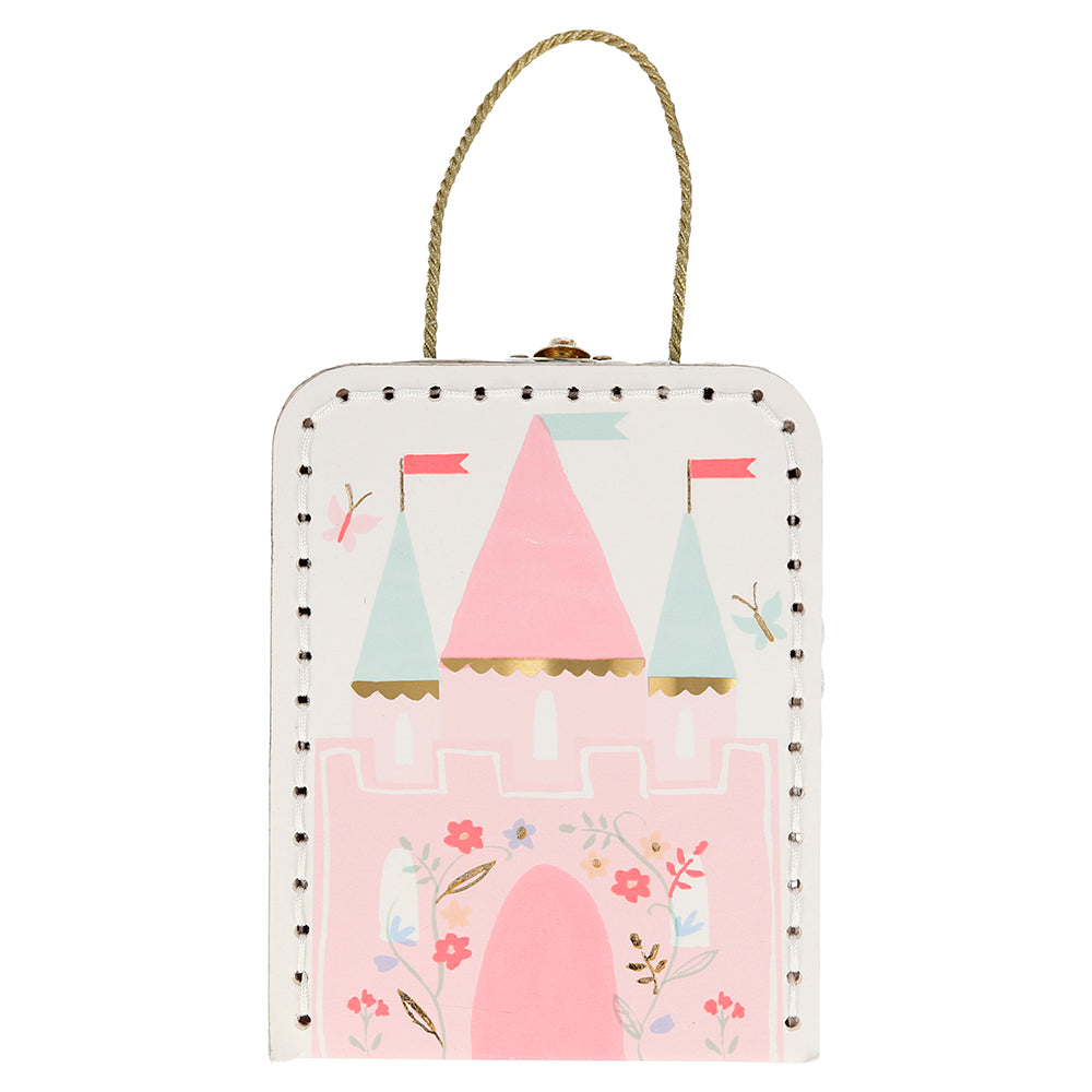 Maleta con muñeco - princesa gato en su castillo