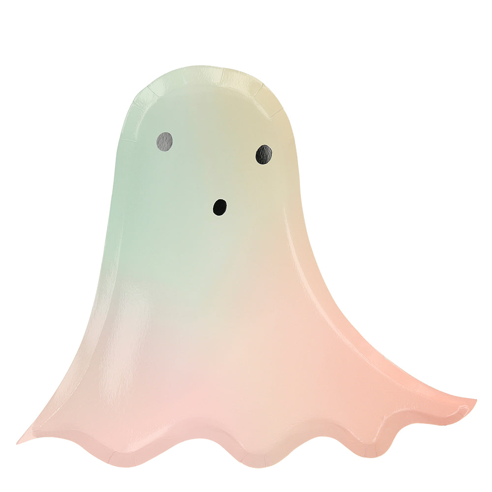 Platos con forma de fantasma Halloween pastel