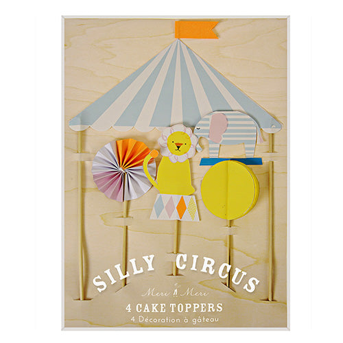 Con estos toppers para torta, la torta más sencilla se verá increíble !  Contiene 4 toppers en forma de carpa de circo y animales, y combina con la linea Silly Circus de Meri Meri.