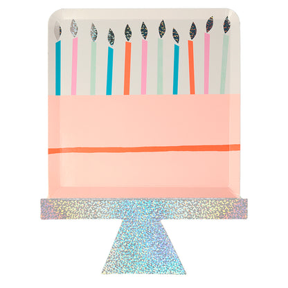 Platos con forma de torta de cumpleaños