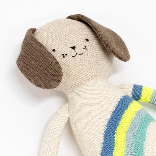 Muñeco tejido pequeño - perrito arcoiris